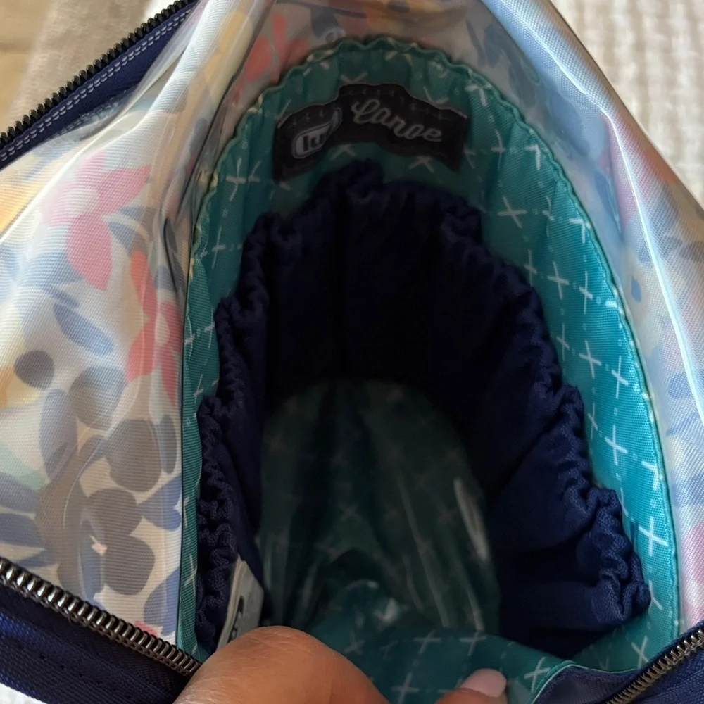 BNWT Lug Floral Cosmetic Bag & Brush Holder in Wildflower “Canoe & Parasail”